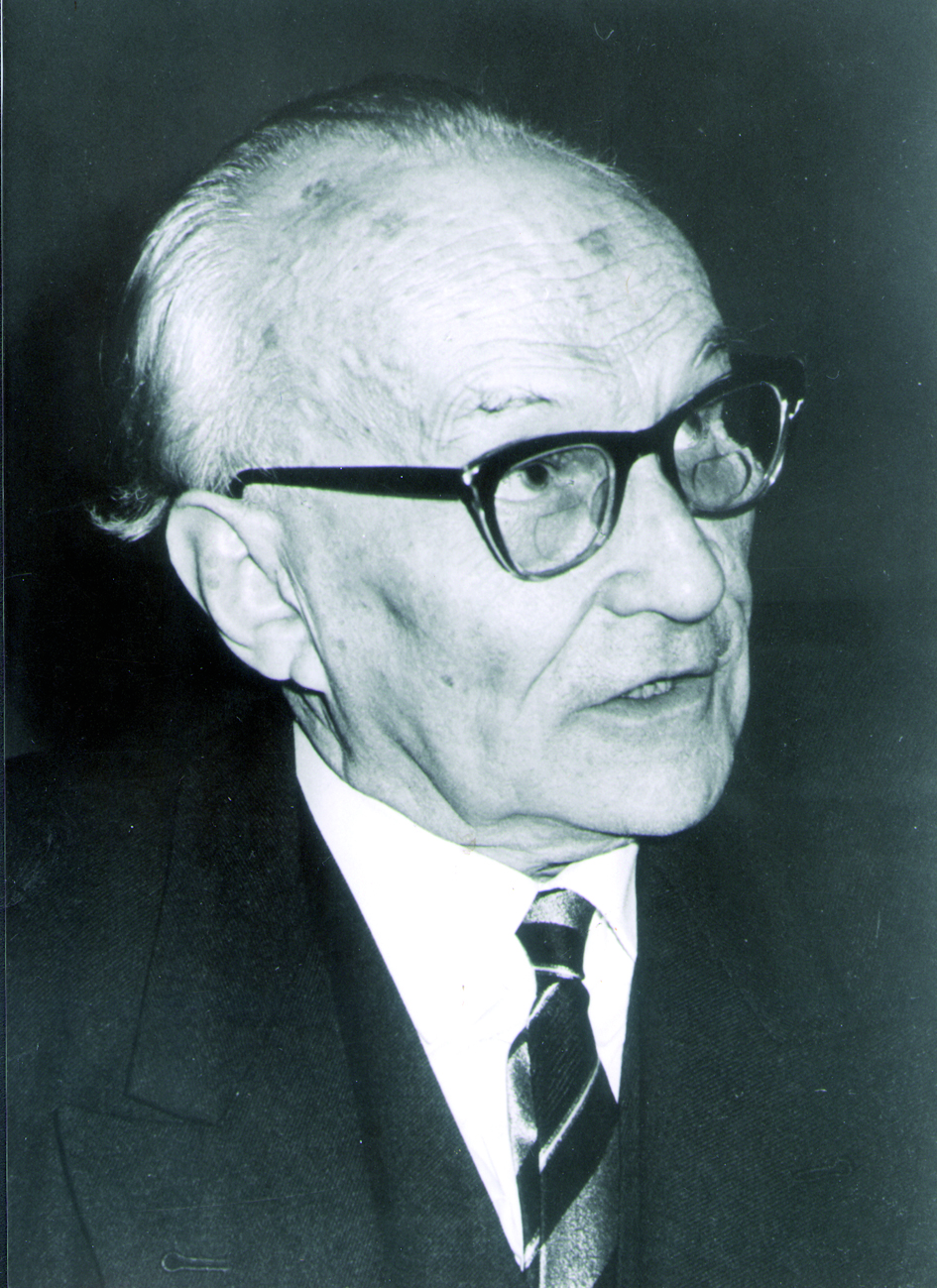 1956, Lossen, Heinz Portraitfoto von Herrn Heinz Lossen.